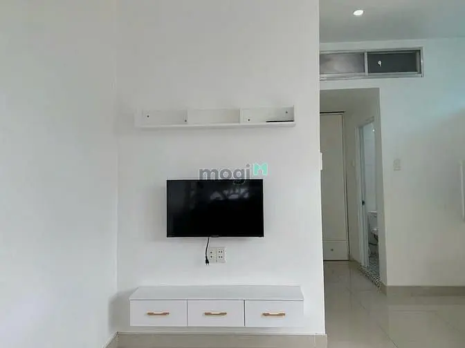 Phòng Cho Thuê Gần Hoàng Sa - Trường Sa Q3 Gần Công Trường Dân Chủ