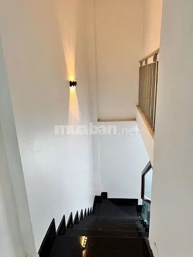Nhà 3 Lầu Mới Đẹp Trường Chinh, 5Pn, Nở Hậu, Hxh, Chỉ 6.8 Tỷ