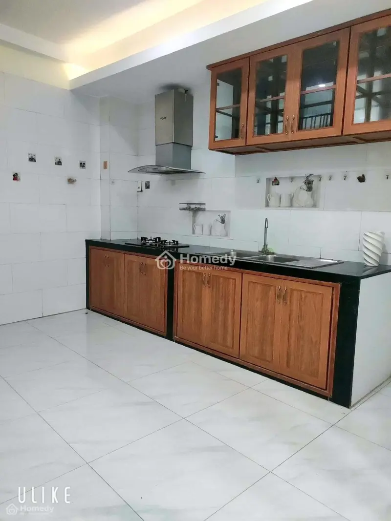Lh Đông 07992181***Vỡ Nợ Bán Gấp Nhà Đường Bùi Minh Trực, P 5, Quận 8. 62M2, Giá 1 Tỷ 75 Triệu.shr