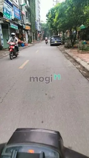 Cạnh Hồ, Tây Trà - Hoàng Mai 84M2 1 Tầng - Vỉa Hè Rộng - Kinh Doanh