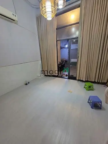 Nhà Mới, (4.4X12.5M 1L 4Pn-2Wc) , Hxh 1543/1 3/2 Q11 (Chân Cầu Vượt)