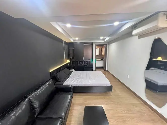 Penthouse Ban Công, Fnt, Gần Lotte, Tdtu, Thoáng, Mát, Q1,4,8 Trong 5P