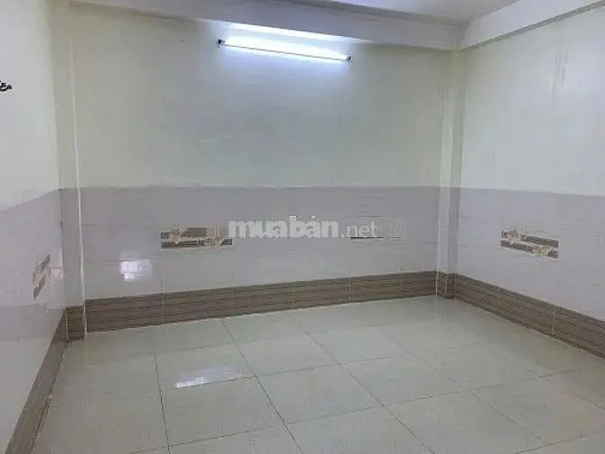 Cho Thuê Nhà Mặt Tiền Đừơng Số 32(Khu Bình Phú), P.10, Q.6 Giá 20Tr
