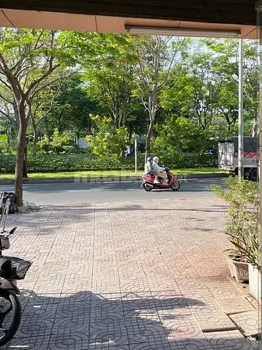 2 Mặt Tiền, Nở Hậu, Dtsd 450M2, Gần Métro Thảo Điền, Đường Song Hành