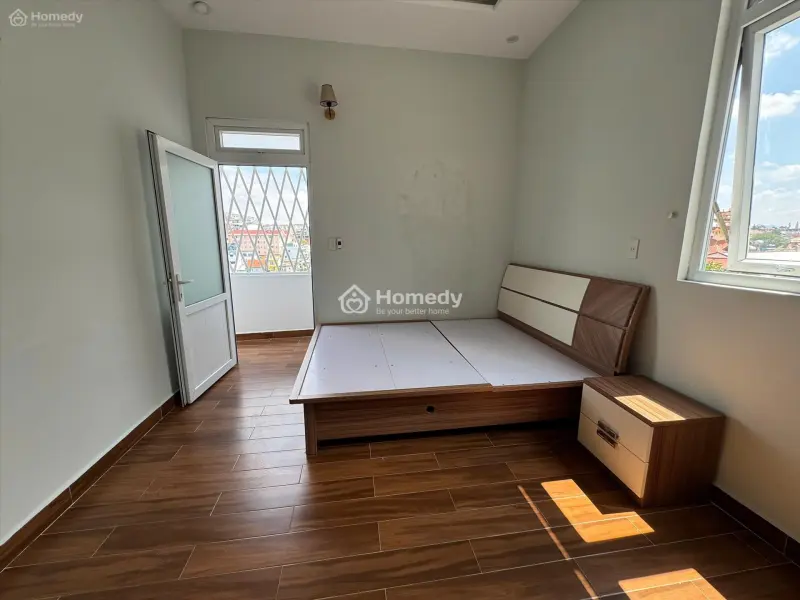 Nhà Nguyễn Trưng Trực P4 Đà Lạt - 5Pn, 4 Tầng, View Đẹp, Đường Ô Tô - 6.2 Tỷ