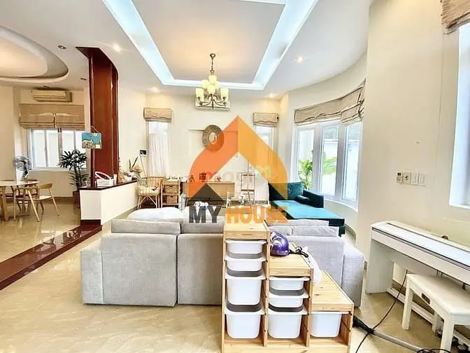 Villa Thảo Điền 350M2 Sân Vườn Hồ Bơi Giá 3400$