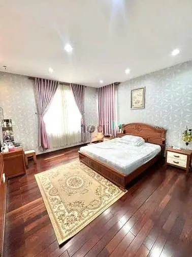 Biệt Thự 10X18 3 Phòng Ngủ, Đường Phạm Ngọc Thảo, Nội Thất Cao Cấp