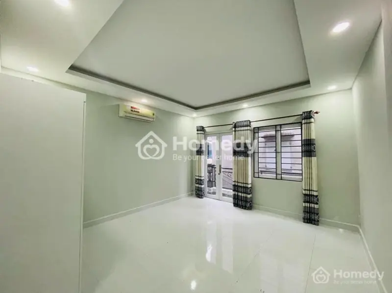 Lh Đông 07992181***Vỡ Nợ Bán Gấp Nhà Đường Nguyễn Văn Luông,Q6 Gần Bv Q6. 62M2,Giá 1,28 Tỷ.sổ Riêng