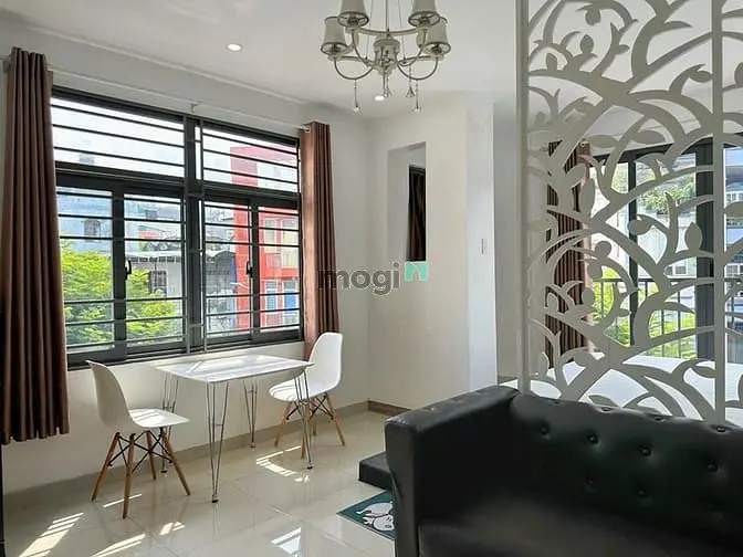 Phòng Cho Thuê Gần Hoàng Sa - Trường Sa Q3 Gần Công Trường Dân Chủ