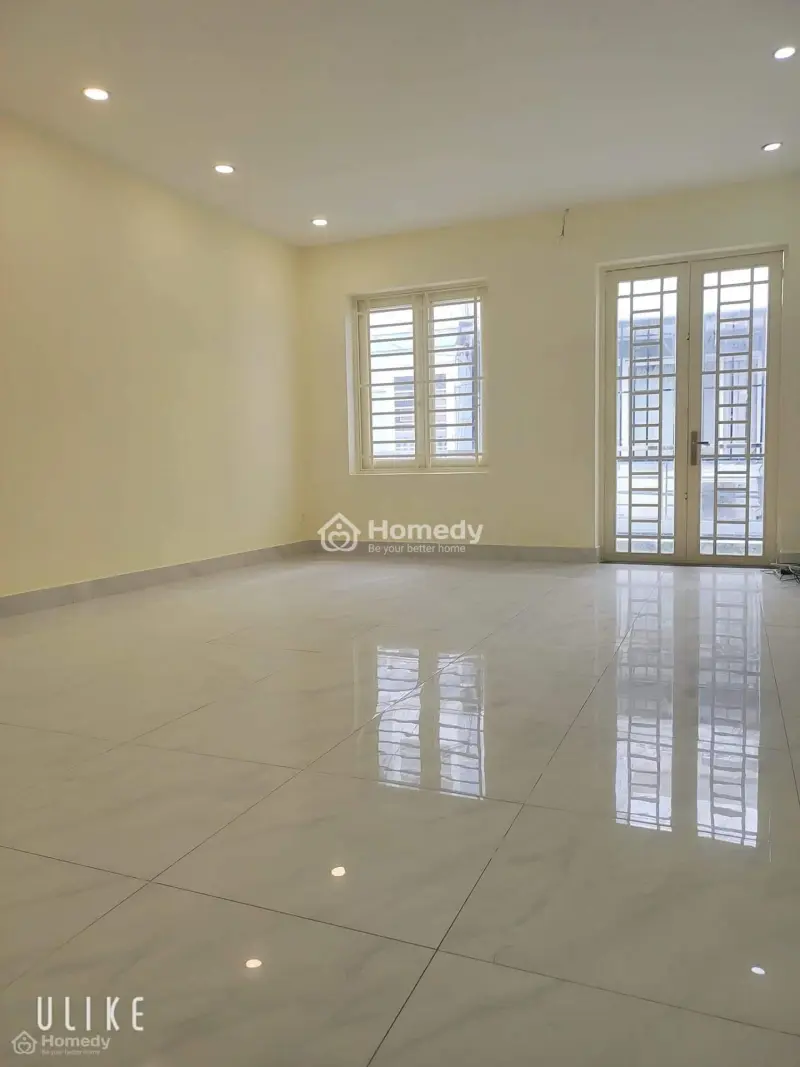 Lh Đông 07992181***Vỡ Nợ Bán Gấp Nhà Đường Bùi Minh Trực, P 5, Quận 8. 62M2, Giá 1 Tỷ 75 Triệu.shr