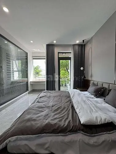 Bán Nhà 3 Tầng Mới 100% Mặt Tiền Bùi Thiện Ngộ, Hòa Xuân, Đường 7.5M