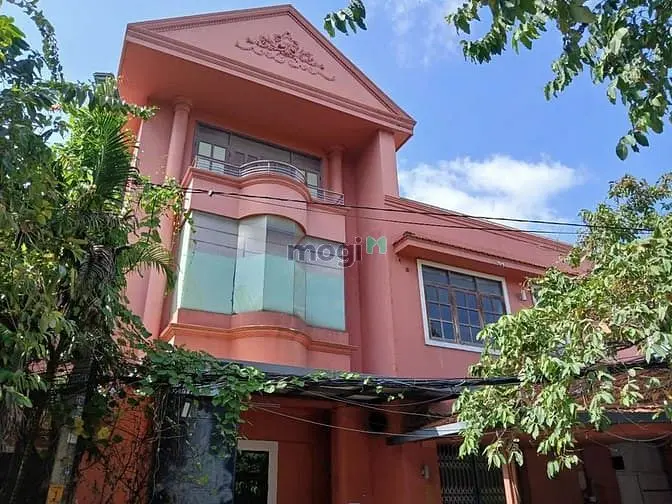 Cho Thuê Căn Góc 2 Mặt Tiền – 36 Tống Hữu Định, Thảo Điền Quận 2