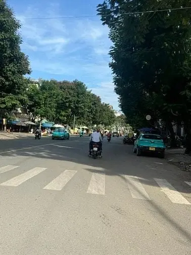 Cho Thue Nhà Mặt Tiền Kinh Doanh Sầm Uất Bậc Nhất Đặng Thùy Trâm,Bt