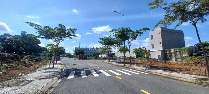 Bán Đất Gần Chợ Nhật Huy Cách Đương Dt741 500M