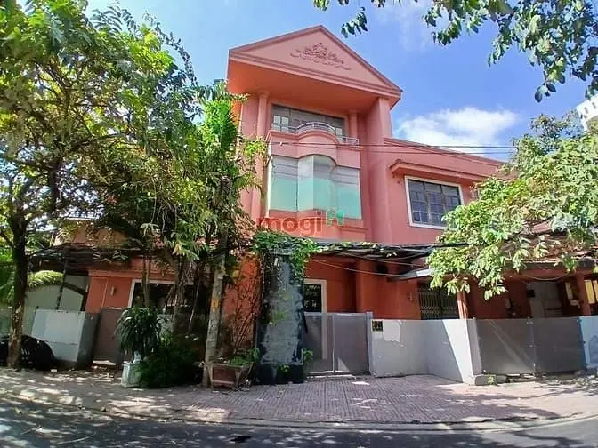 Cho Thuê Căn Góc 2 Mặt Tiền – 36 Tống Hữu Định, Thảo Điền Quận 2
