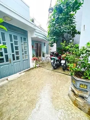 Giá Tốt Đầu Tư - Nhà Trệt Lửng Hẻm 1113 Huỳnh Tấn Phát, Quận 7