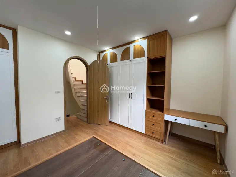 Vợ Chồng Tôi Bán Nhà Đẹp Ngõ Lệnh Cư - Quận Đống Đa