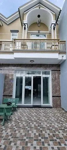 Chủ Ngợp Bán Nhà Mặt Tiền Đường Dt826-Long An Có Thương Lượng