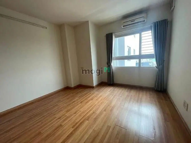 Chung Cư Bàu Cát,P10,Tân Bình:97M2, 3P Ngủ,2Wc,Nt,11,5Tr/Th
