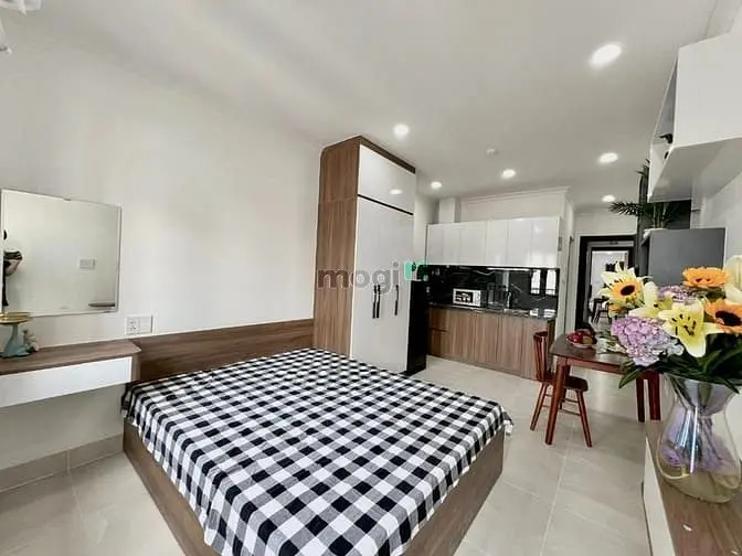 Căn Hộ Studio Ban Công Rộng - Nội Thất Đầy Đủ - Trung Tâm Thảo Điền Q2