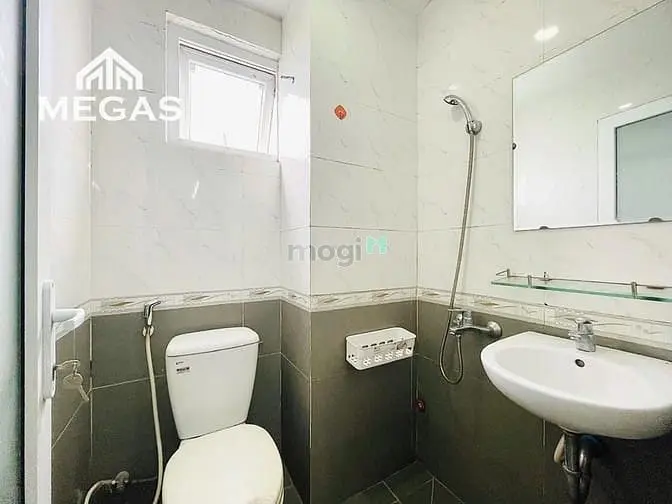 Căn Hộ Đầy Đủ Tiện Nghi _ Khu Vực Trục Đường Lê Văn Việt