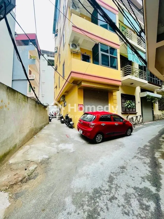 Bán Nhà Phố Cầu Giấy, Ô Tô Đỗ Cổng, Mặt Tiền 4.6 M, Giá 8.8 Tỷ