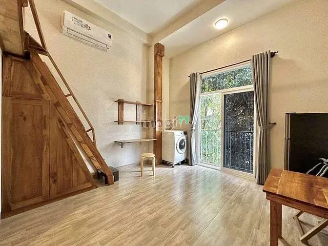 Duplex Ban Công Full Nội Thất Ngay Nơ Trang Long Sát Phạm Văn Đồng