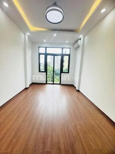 Bán Nhà Tứ Hiệp 40M2 X 6 Tầng, Mặt Tiền 4M, 10M Ra Ô Tô Tránh