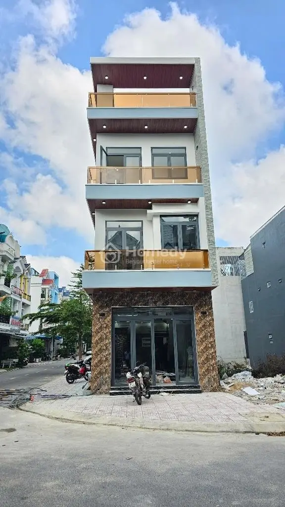 Bán Nhà Hoàn Công Góc 2 Mặt Đường Trục Chính Kdc Bình Chuẩn, Thuận An