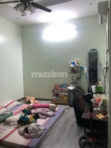 Hiếm! Nhà Phố Kim Hoa Nhỉnh 5 Tỷ, 30M2, Ngõ Thông, Vài Phút Ra Phố