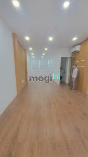 Nhà Trống Suốt, (3.6X9M), Hẻm 8M 226/3A Thái Phiên Q11