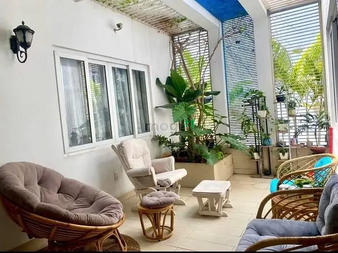 Biệt Thự 3 Tầng Lộng Lẫy Ngay Celedon City, 172M2, Đẳng Cấp Đỉnh Cao