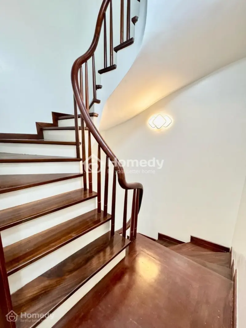 Bán Nhà Nguyễn Ngọc Vũ-Cầu Giấy 30M2X5T Giá Chỉ Hơn 8 Tỷ