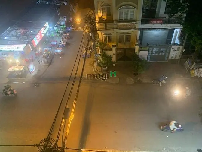 Mặt Tiền Căn Góc Kd Cực Đỉnh, 4 Tầng Gần Chợ Hiệp Bình 5X21; 18,7 Tỷ