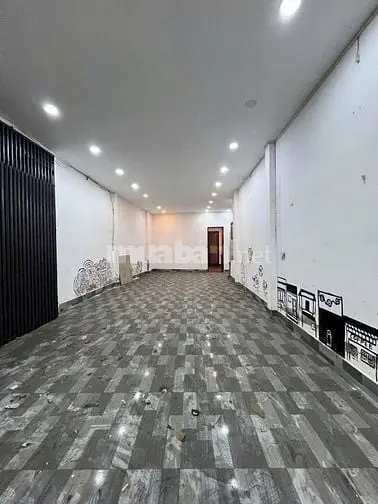Mt Phạm Văn Chí Quận 6 (7,7X20) Cấp 4