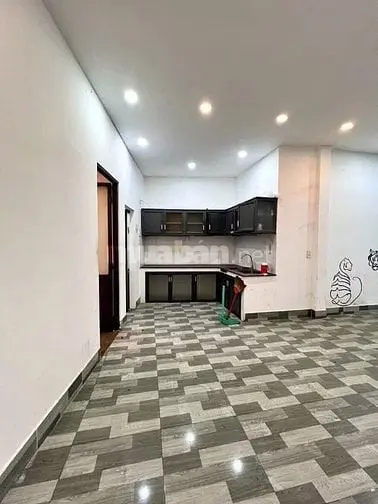 Mt Phạm Văn Chí Quận 6 (7,7X20) Cấp 4