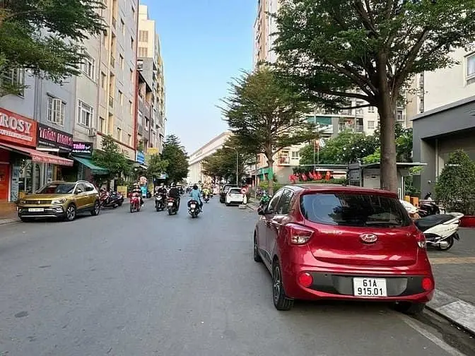 Dòng Tiền N 2.4 Tỉ, Rộng 5.1M, Nhà Mt 230M2, Tòa Nhà 9 Tầng