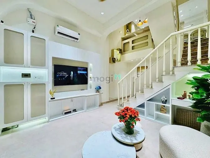 Bán Nhà Phố Thiết Kế Tuyệt Đẹp Đường Thích Quảng Đức, Quận Phú Nhuận
