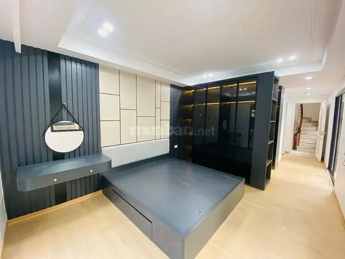 Nhà Đẹp Hồng Tiến - 6Tầng Thang Máy - Full Nội Thất - Nở Hậu Phát Lộc
