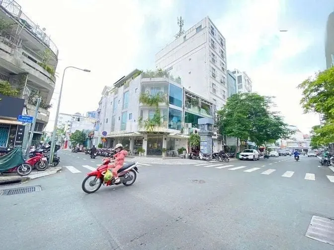 6003886 ảnh đại diện 1