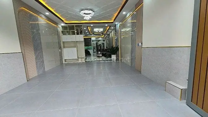 Nhà Phố Full Nội Thất Cao Cấp Đường 24M Đối Diện Chợ Phú Thuận