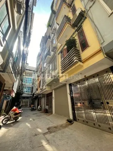 Bán Nhà 7 Tầng 40M2 Ngõ Pl Ô Tô Sát Phố Hoàng Quốc Việt
