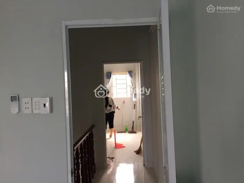 Nhà Cấp 3 Mới 90% Cách 50M Đinh Đức Thiện, Đúc 1 Tấm, Giá 2 Tỷ 050, Shr