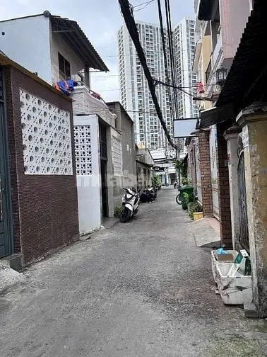 Nhà Đẹp, 3,3M X 16M, Trệt, 1Lầu, Sát Mt Bùi M Trực P6, Q8.