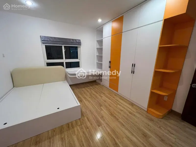 Chung Cư Botanic, Nguyễn Thượng Hiền, Pn: 17Triệu, 2P Ngủ, Nội Thất Mới