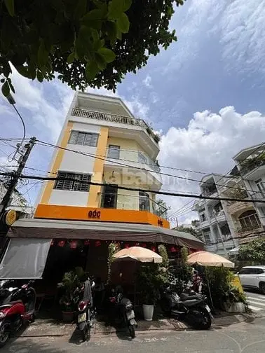Sang Quán Cafe Góc 2 Mt , Thuê 12Tr Vị Trí Đẹp 67A Ỷ Lan, Tân Phú