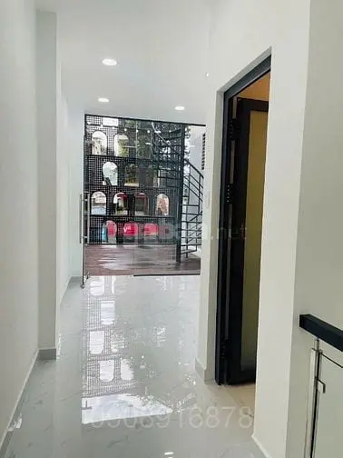 Bán Nhà Mặt Tiền 433 An Dương Vương, Phường 3, Quận 5