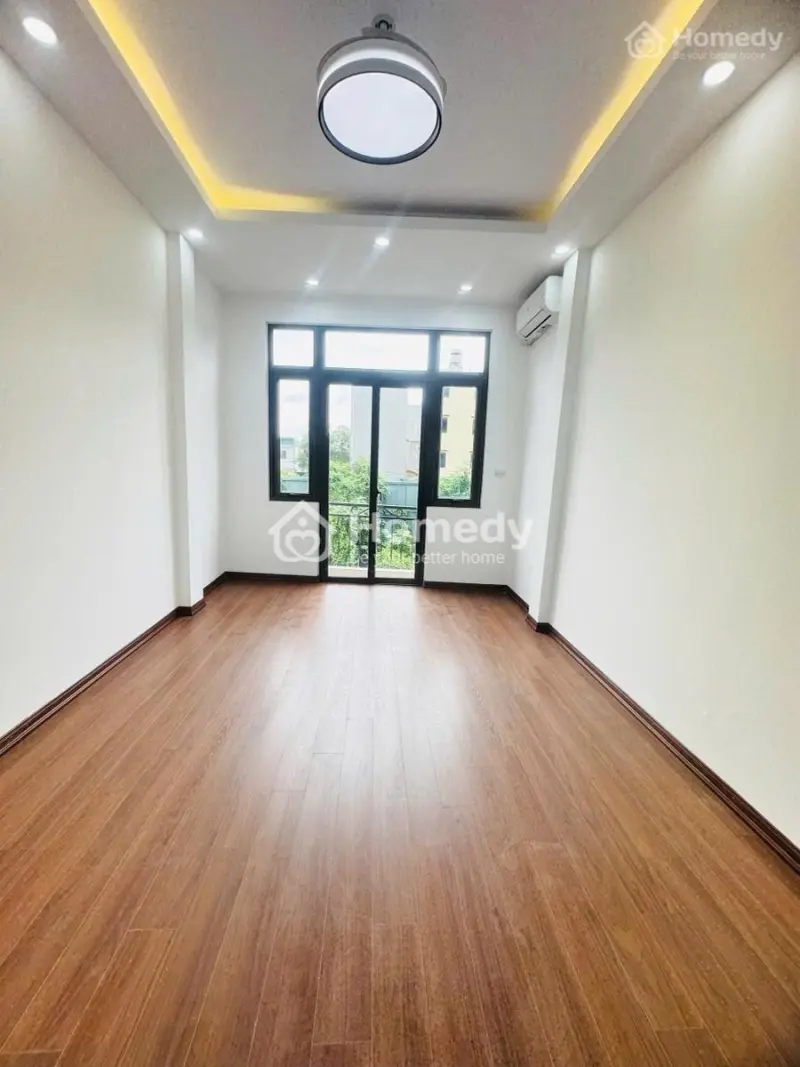 Bán Nhà Tứ Hiệp 40M2 X 6 Tầng, Mặt Tiền 4M, 10M Ra Ô Tô Tránh