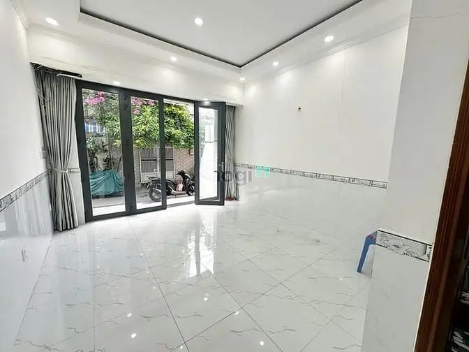 Kẹt Bank Cần Bán Nhà 1 Lầu Mặt Tiền Hẻm 4M Huỳnh Tấn Phát, Quận 7