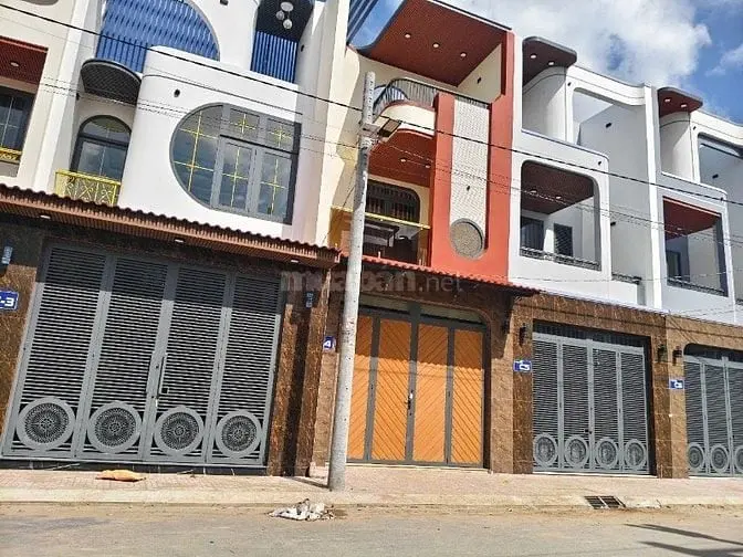 6004206 ảnh đại diện 1